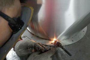 鈑金加工怎么算價(jià)格？一分鐘告訴你不被忽悠【恒宇泰金屬】
