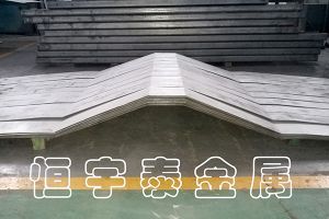 現(xiàn)代鈑金加工彎曲工藝需要精確的鈑金彎曲和展開