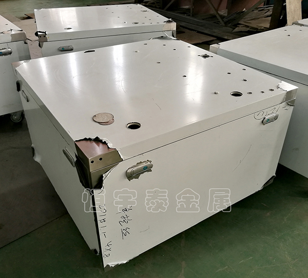 不銹鋼加工機(jī)箱外殼